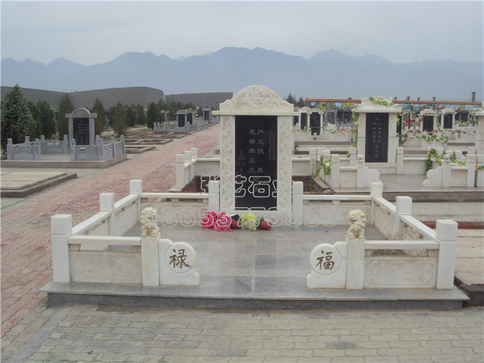 花岗石墓碑