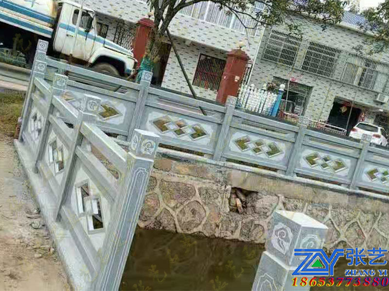 石栏杆 