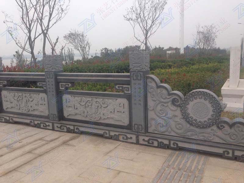 石栏杆
