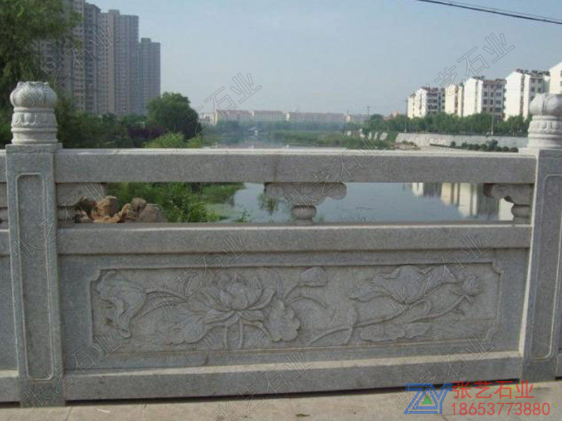 石栏杆 