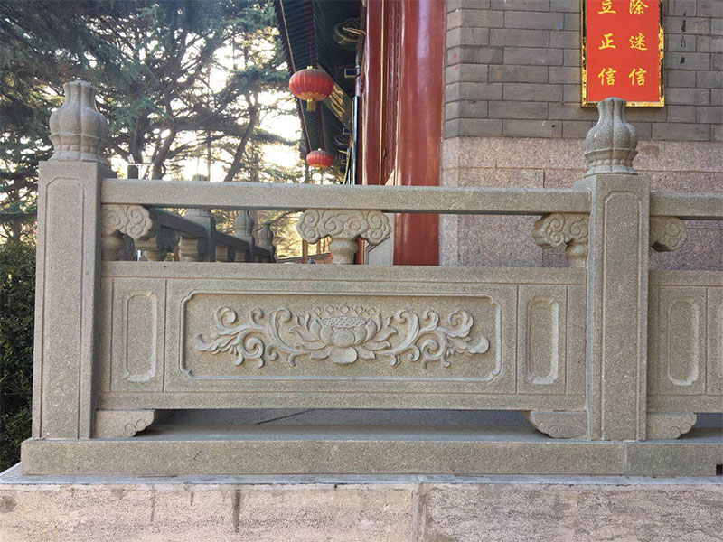 石栏杆 
