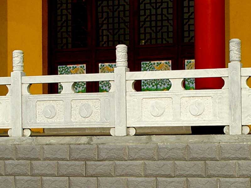 石栏杆 