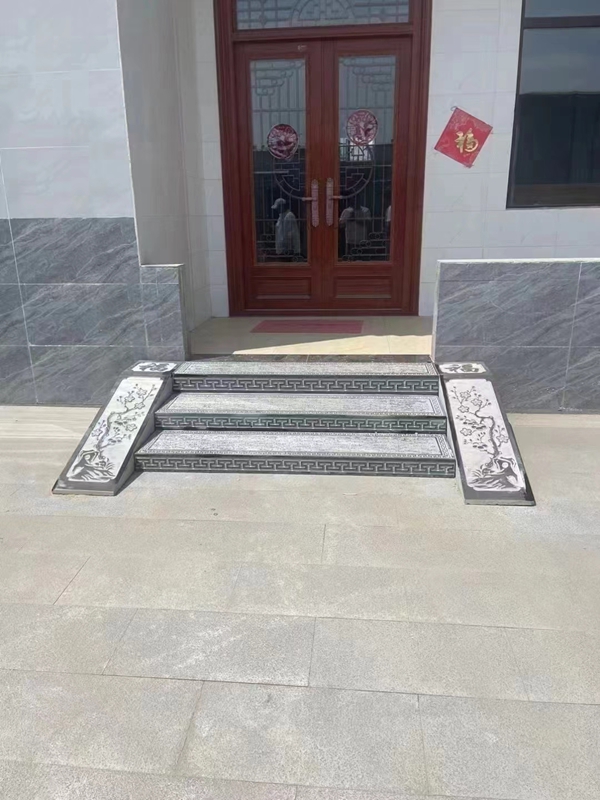 中式庭院青石台阶石